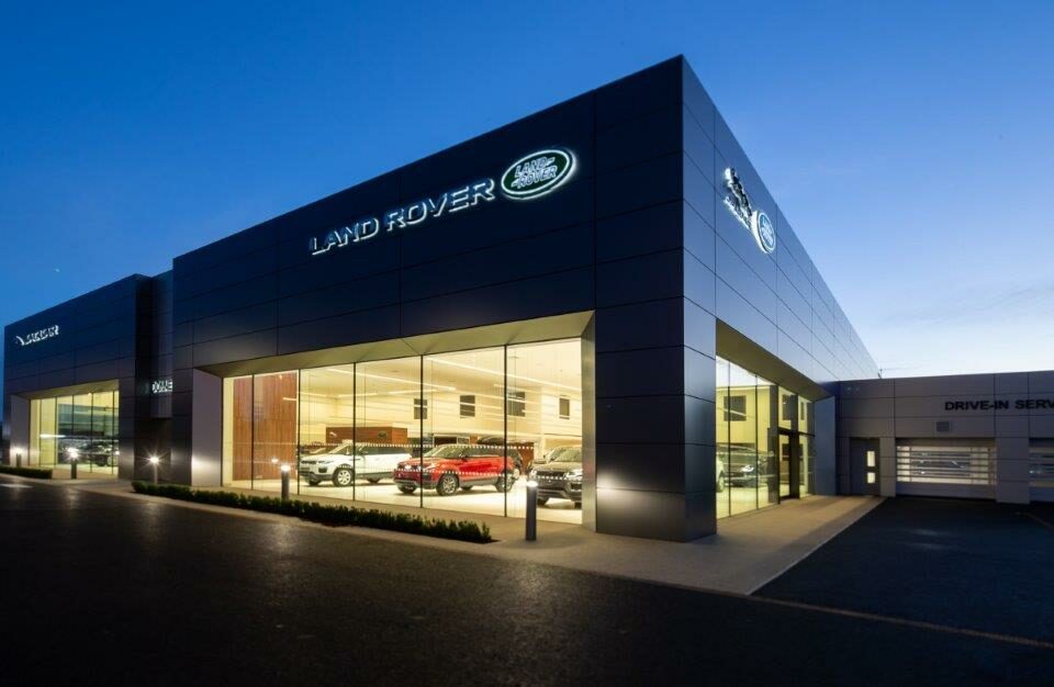 DONNELLY GROUP OPENS DOORS AT NEW £6MILLION JAGUAR LAND ROVER SHOWROOM ...